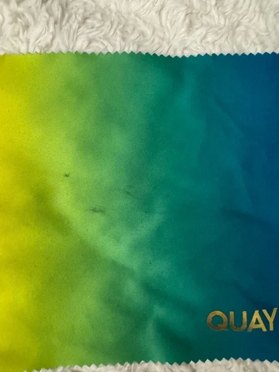 Quay High Key Mini - Picture 7 of 8